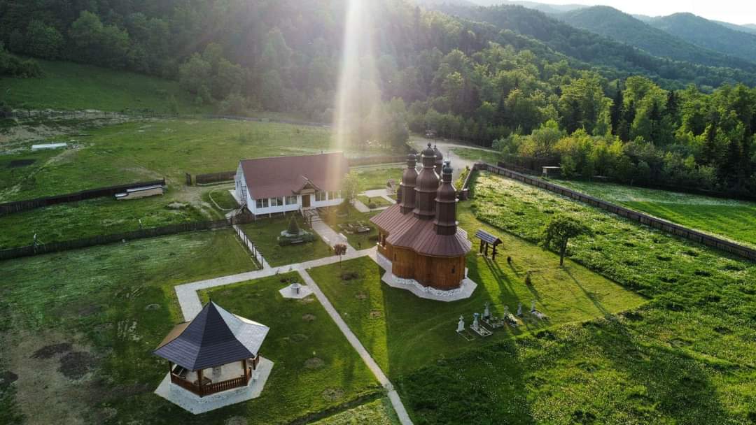 Pelerinul de la Pocrov sau despre Lumina de dincolo de nori