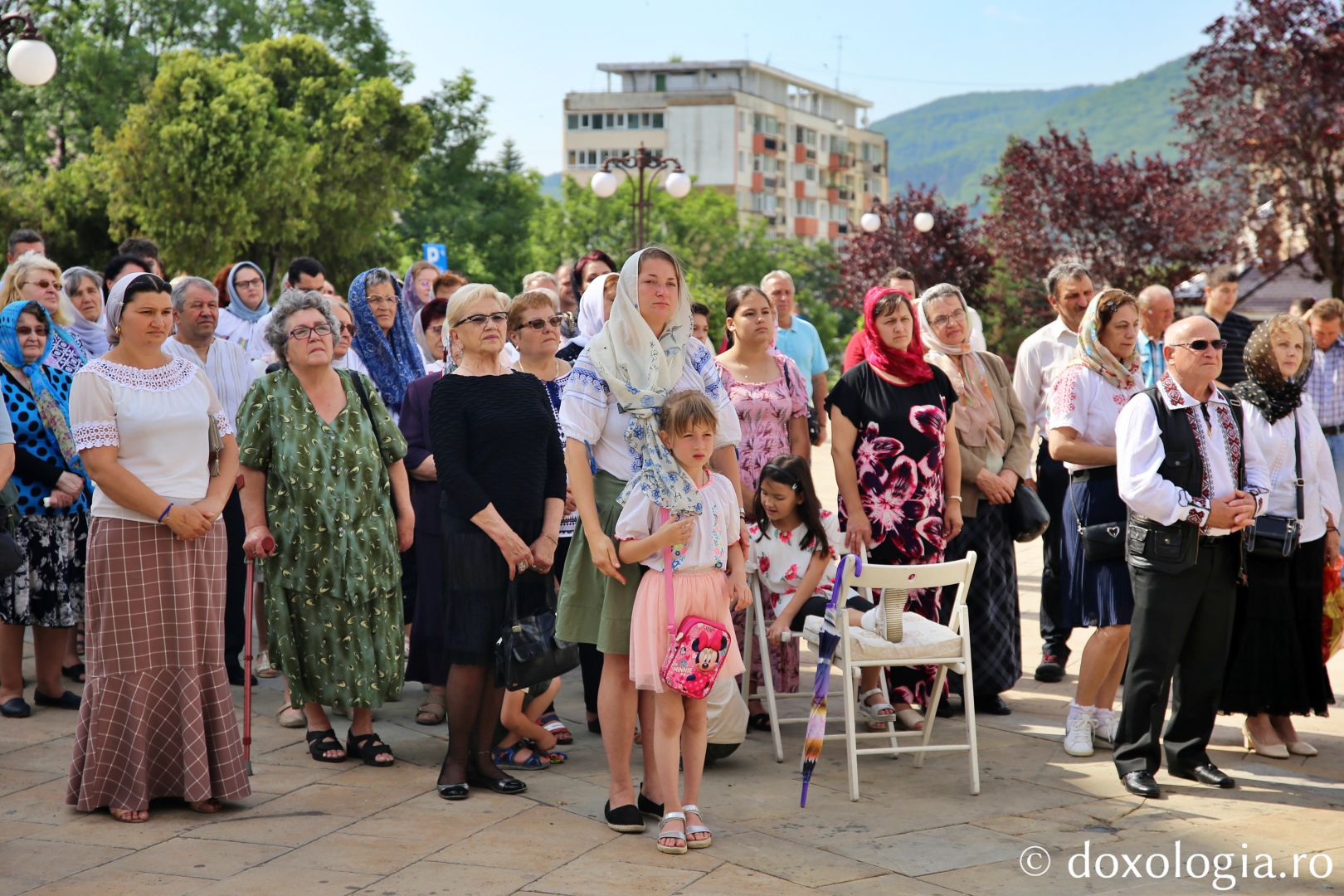 Doi ierarhi la hramul Bisericii Domnești din Piatra Neamț: „Un copil ne pregătește calea Împărăției lui Dumnezeu”