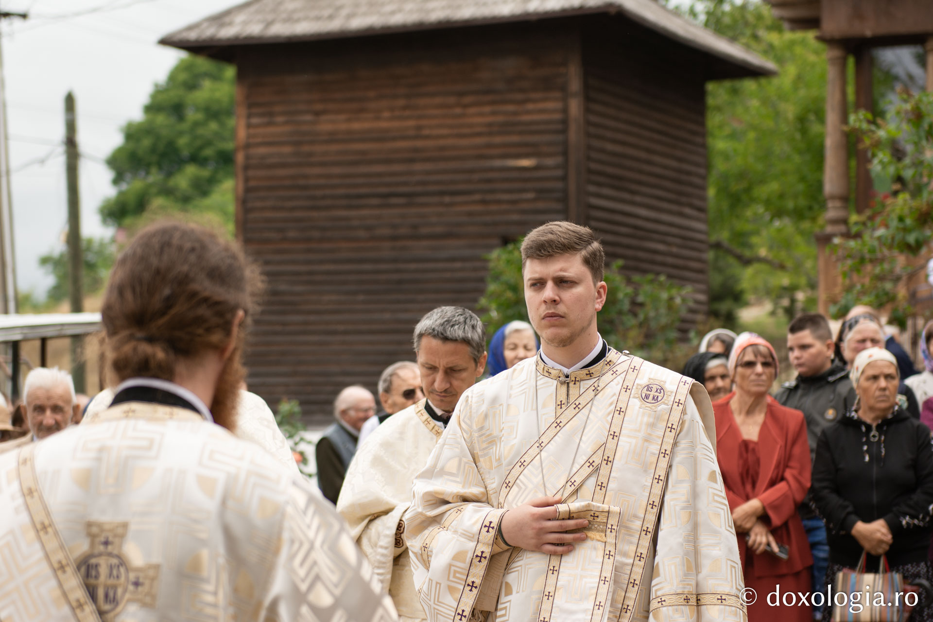 Diaconi, rostind ectenia mare
