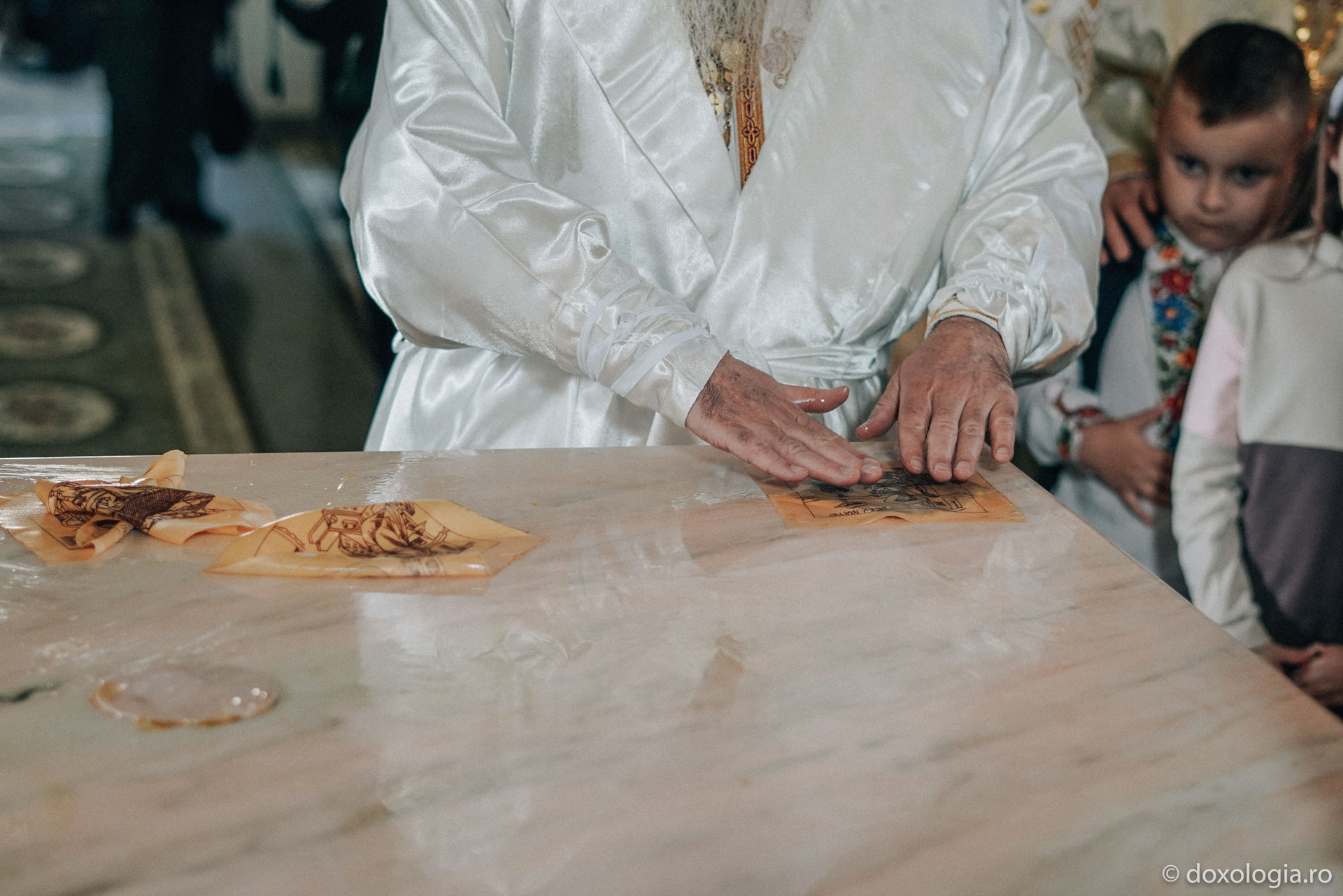 Biserica „Sfânta Cuvioasă Teodora de la Sihla” din Vama a primit veșmântul sfințirii