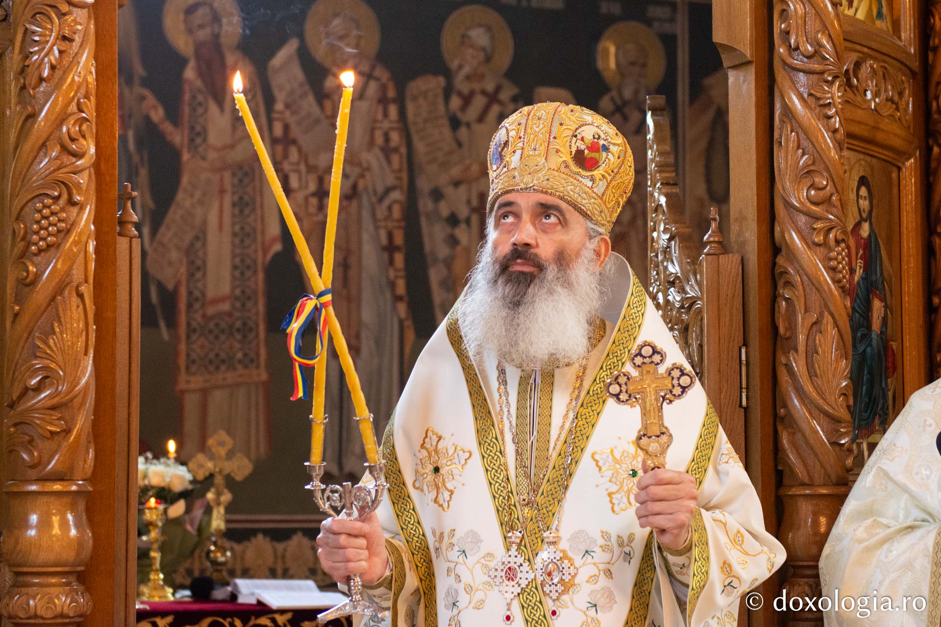 PS Antonie a slujit la hramul bisericii „Binecredinciosul Voievod Ştefan cel Mare şi Sfânt” din Iaşi