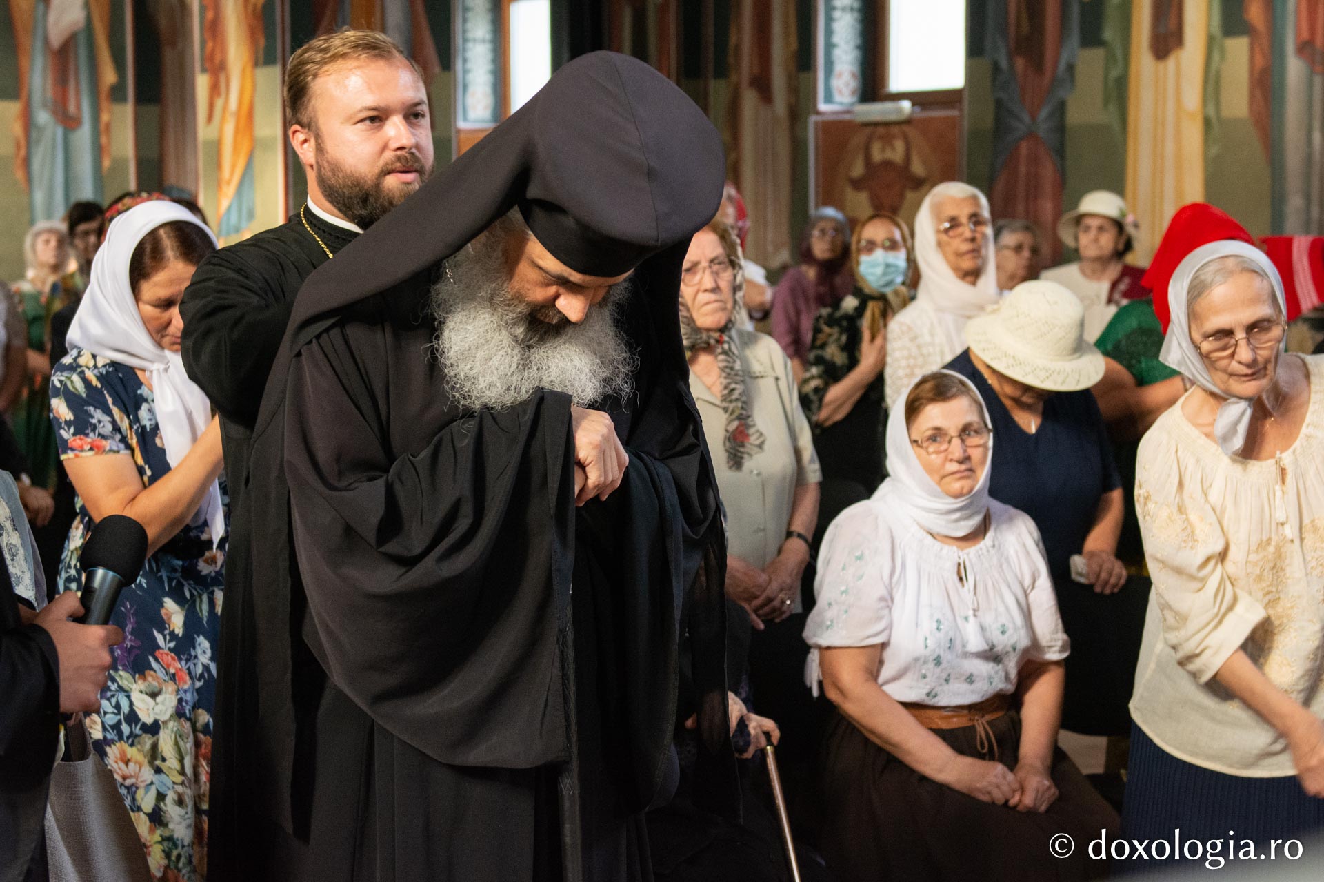 PS Antonie a slujit la hramul bisericii „Binecredinciosul Voievod Ştefan cel Mare şi Sfânt” din Iaşi