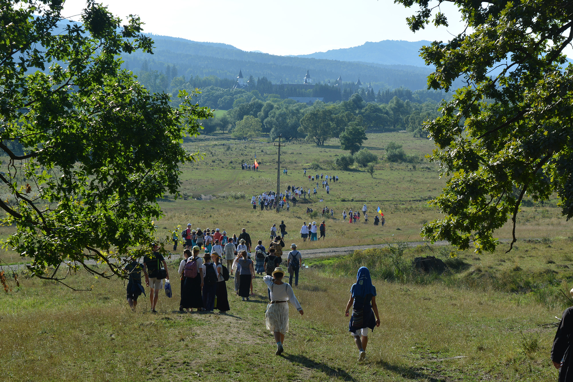 Pelerinajul pedestru „Pe urmele sfinţilor nemţeni” / Foto: arhiva Doxologia Pelerinajul pedestru „Pe urmele sfinţilor nemţeni”
