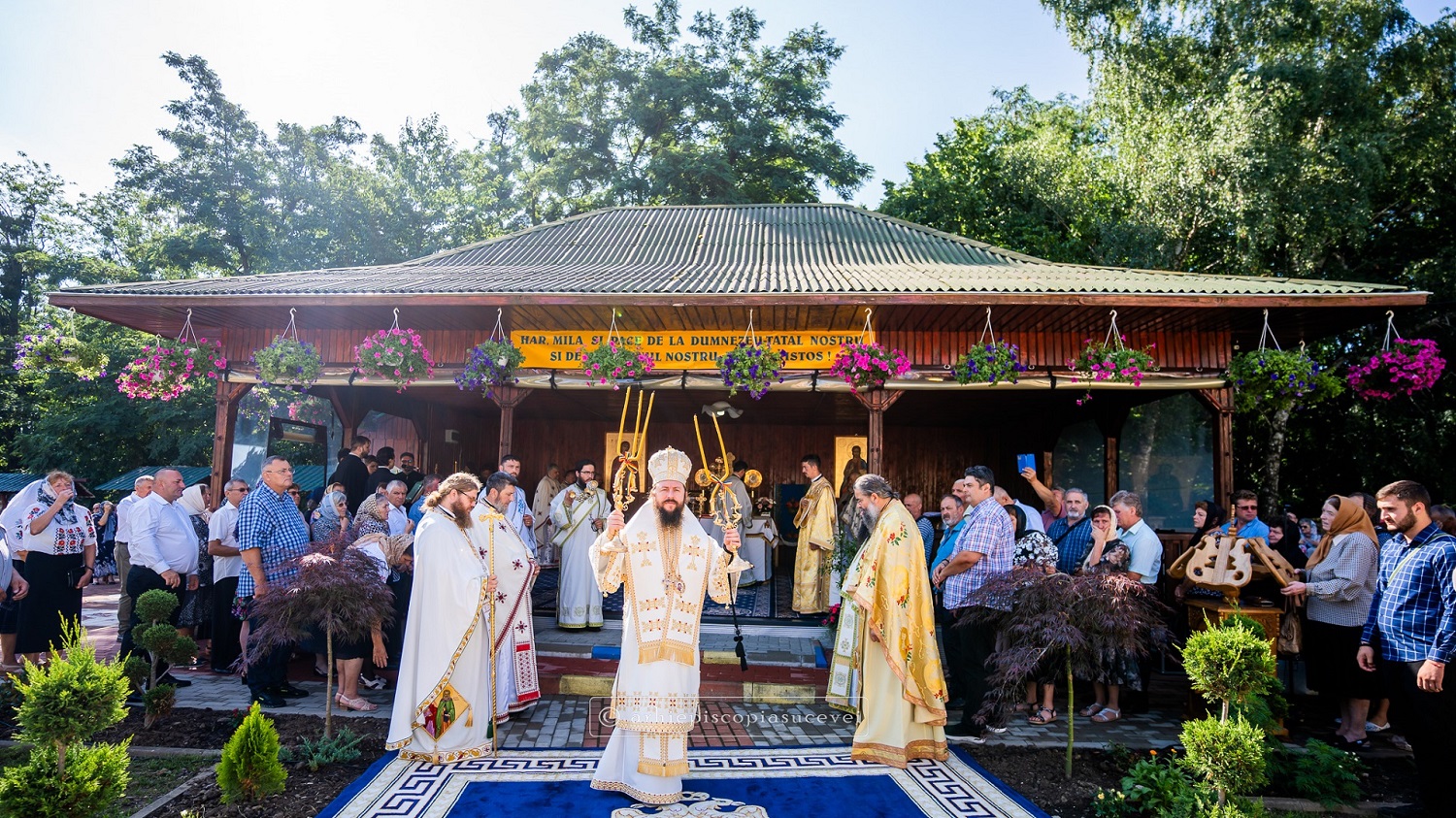 PS Damaschin Dorneanul la hramul Mănăstirii Bogdănești / Foto: arhiepiscopiasucevei.ro PS Damaschin Dorneanul la hramul Mănăstirii Bogdănești