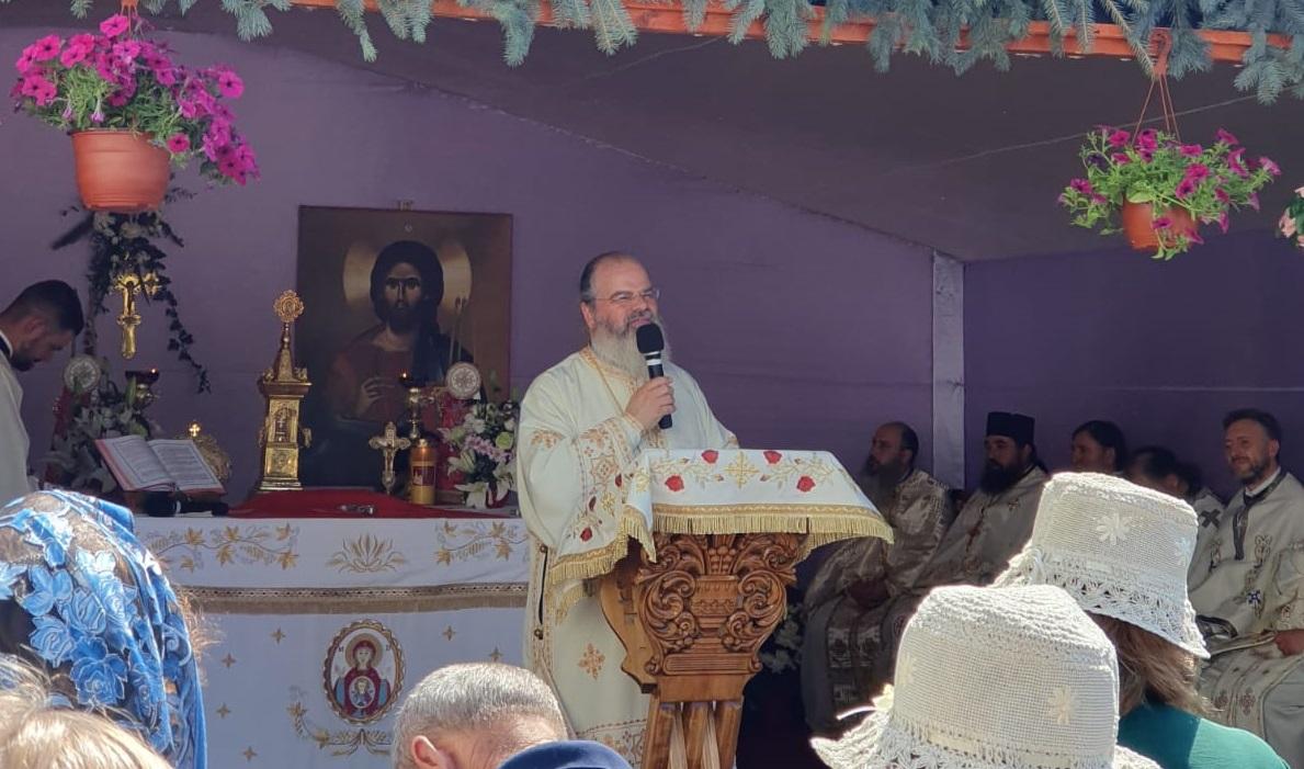 Preasfințitul Ignatie / Foto: Muzeul Județean „Ștefan cel Mare” din Vaslui PS Ignatie la hramul Mănăstirii Florești