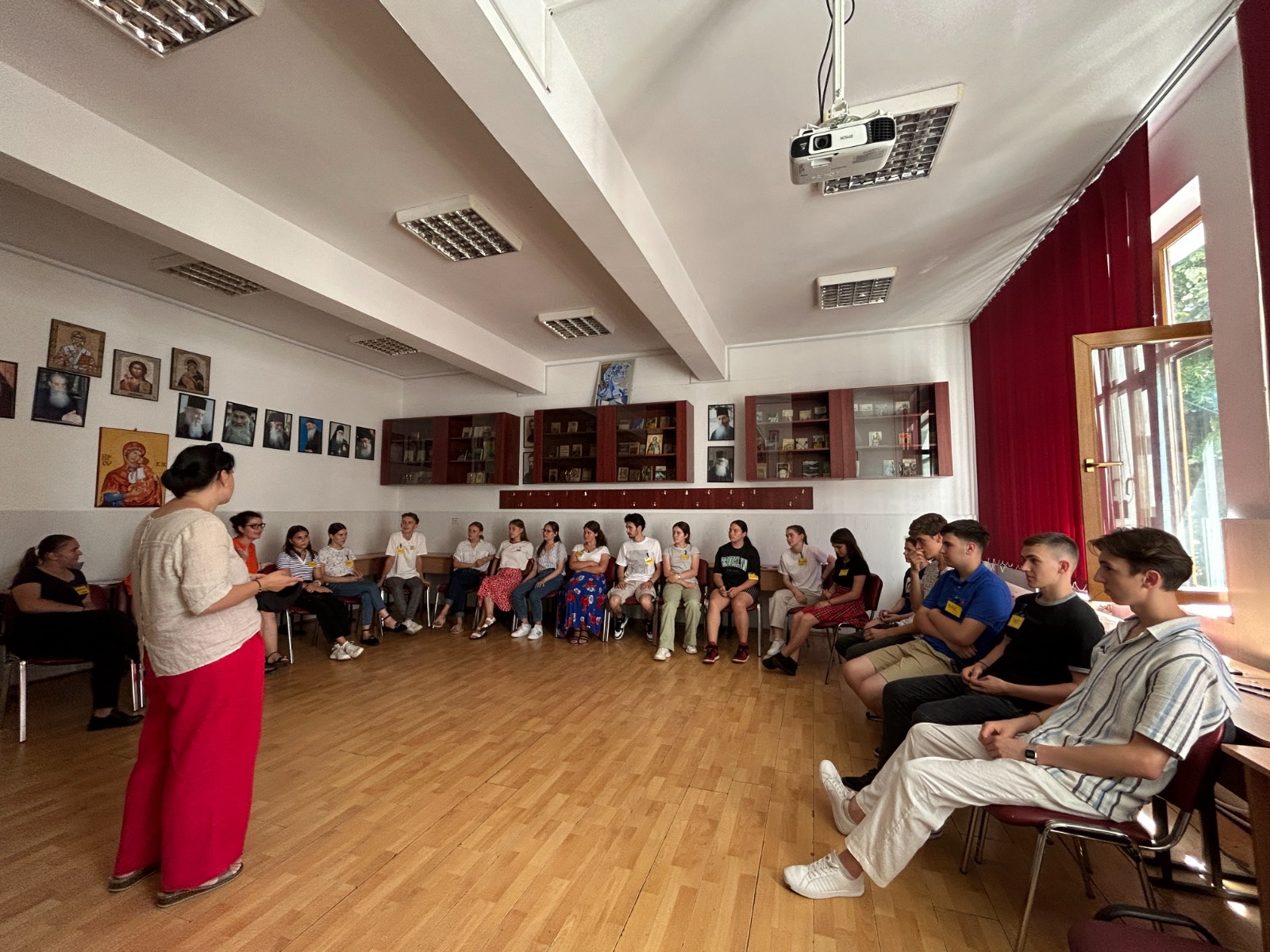 A început Școala de vară pentru bursierii Pro Vita Iași