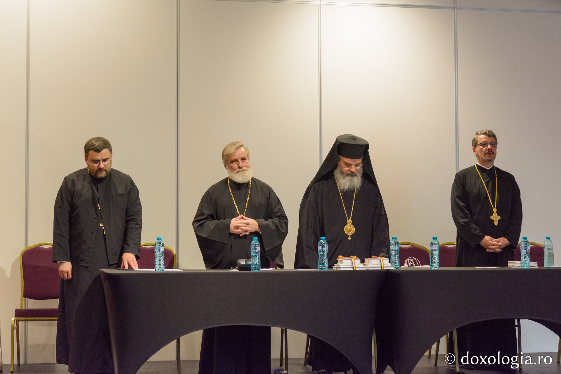 Studenții teologi ieșeni au depus jurământul de credință față de Biserica Ortodoxă