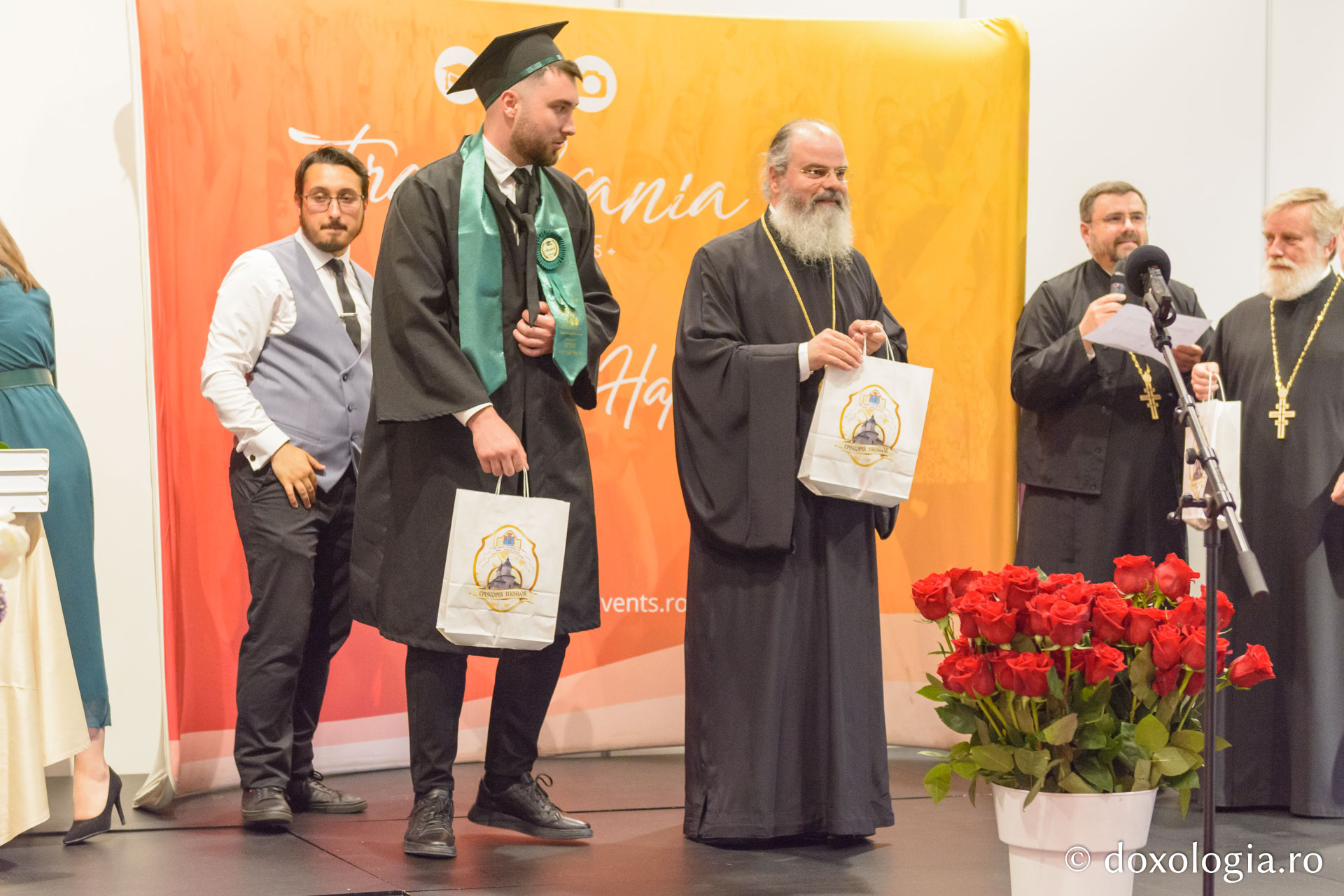 Studenții teologi ieșeni au depus jurământul de credință față de Biserica Ortodoxă