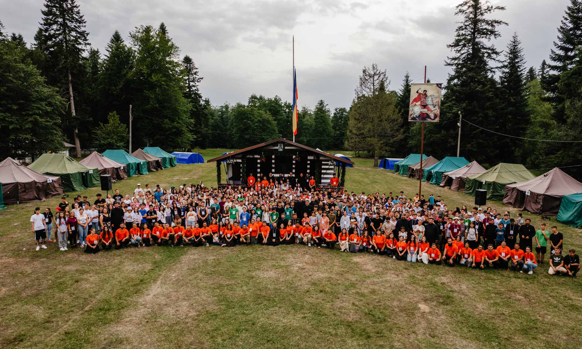 Tabăra Nemțișor 2023 Tinerii din tabăra Nemțișor