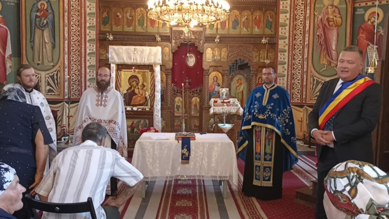 Binecuvântare pentru bătrânii care au împlinit 50 de ani de căsnicie