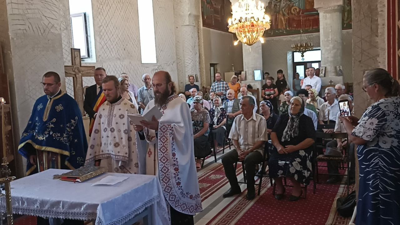 Binecuvântare pentru bătrânii care au împlinit 50 de ani de căsnicie