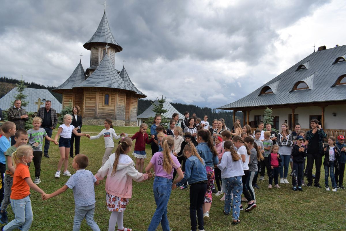 Ligia Deca, la Schitul Salaș