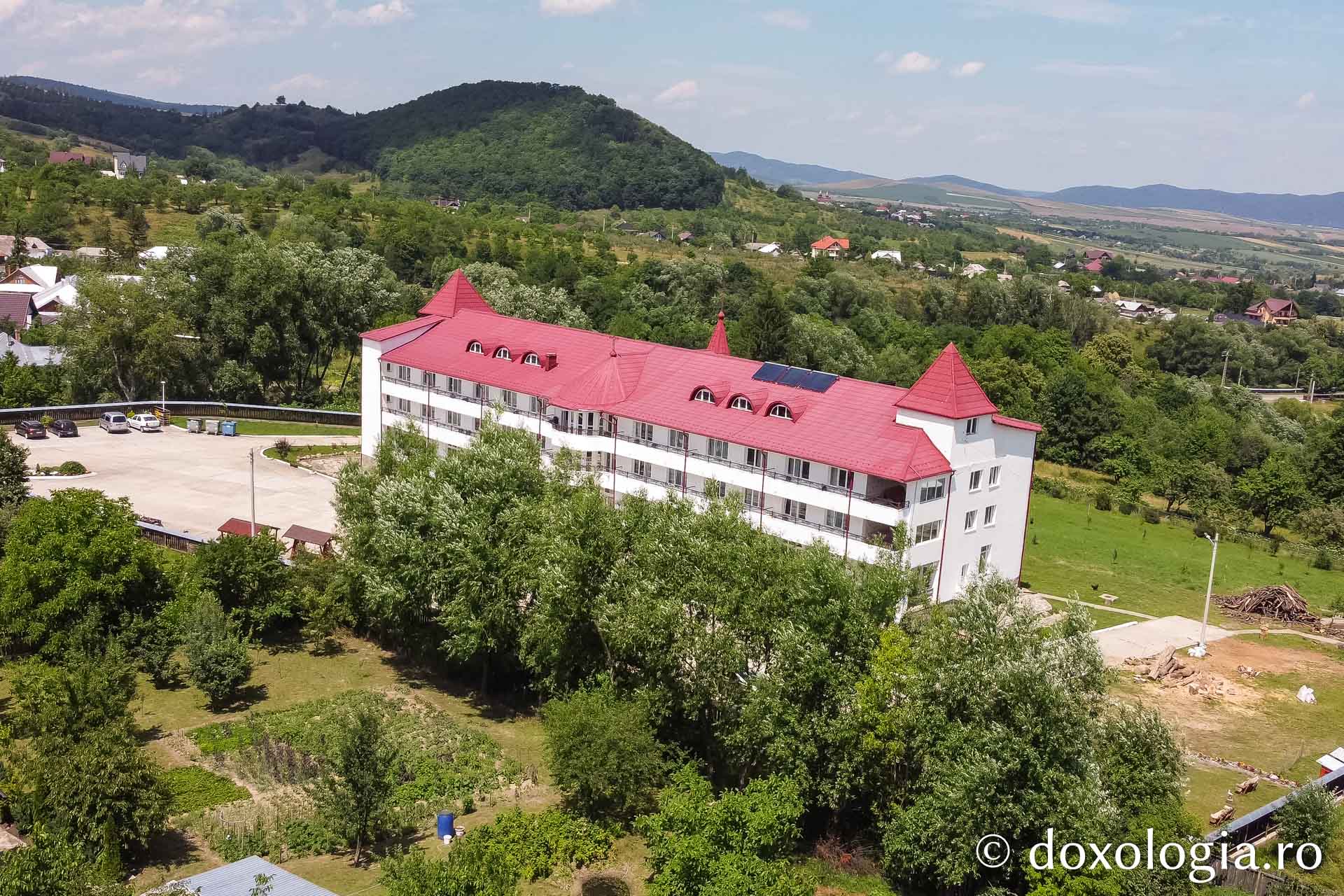 Centrul Rezidențial pentru persoane vârstnice „Cuvioasa Nazaria”