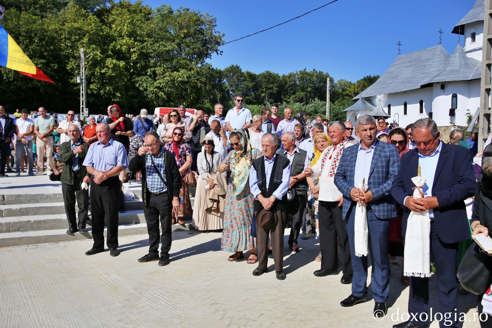 Moment din Sfânta Liturghie la Schitul Urecheni / Foto: Flavius Popa