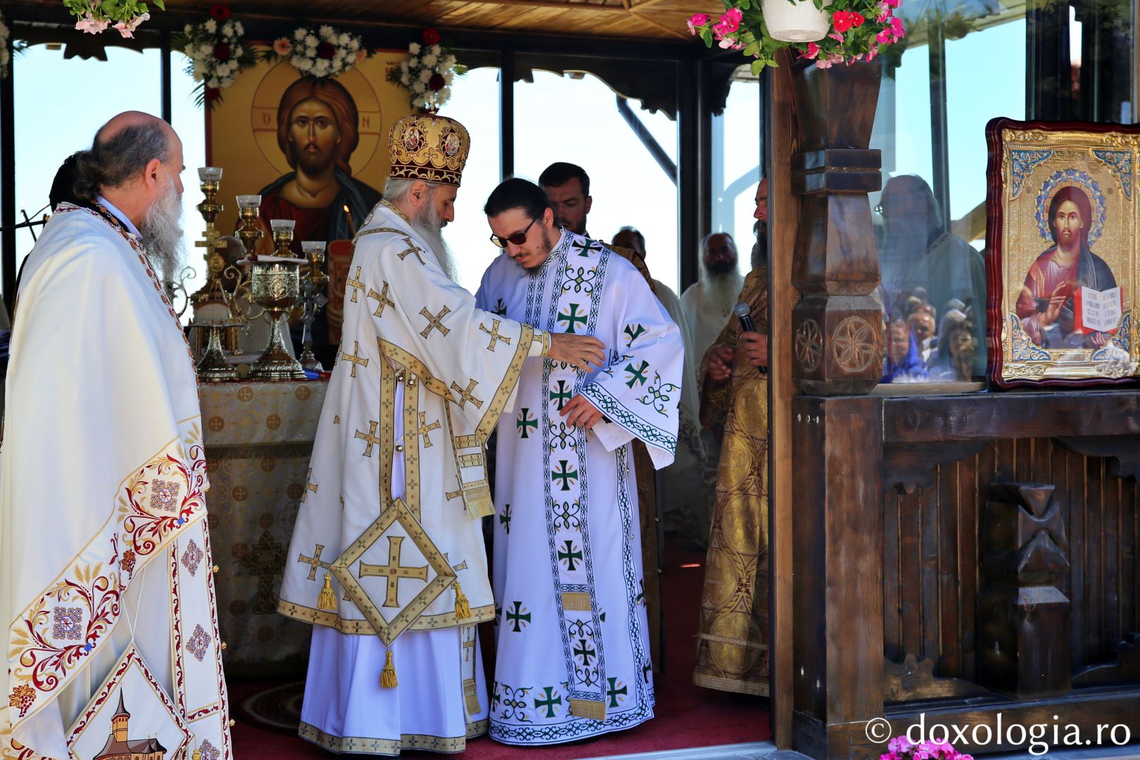 Monahul Rafael Amarandei a fost hirotesit ierodiacon de IPS Teofan / Foto: Flavius Popa