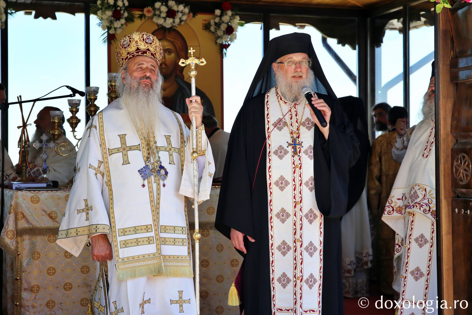 Egumenul Chesarie Niculiță a fost hirotesit protosinghel de IPS Teofan / Foto: Flavius Popa