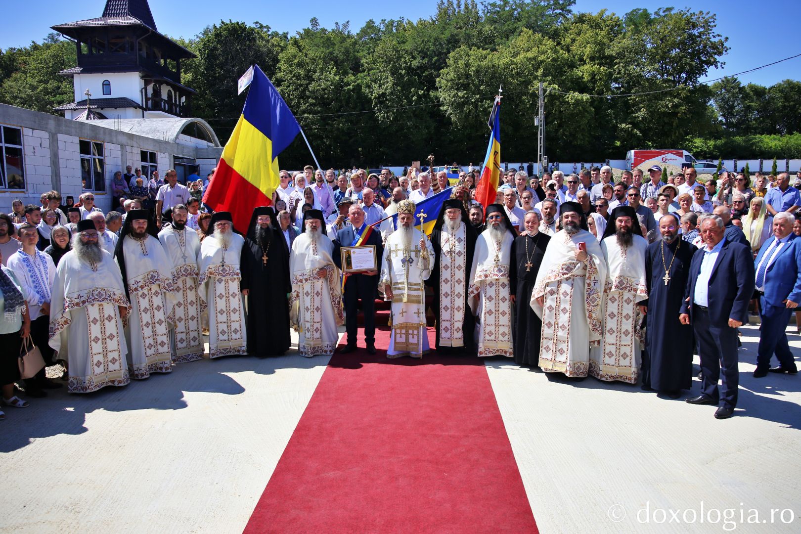 Moment din Sfânta Liturghie la Schitul Urecheni / Foto: Flavius Popa