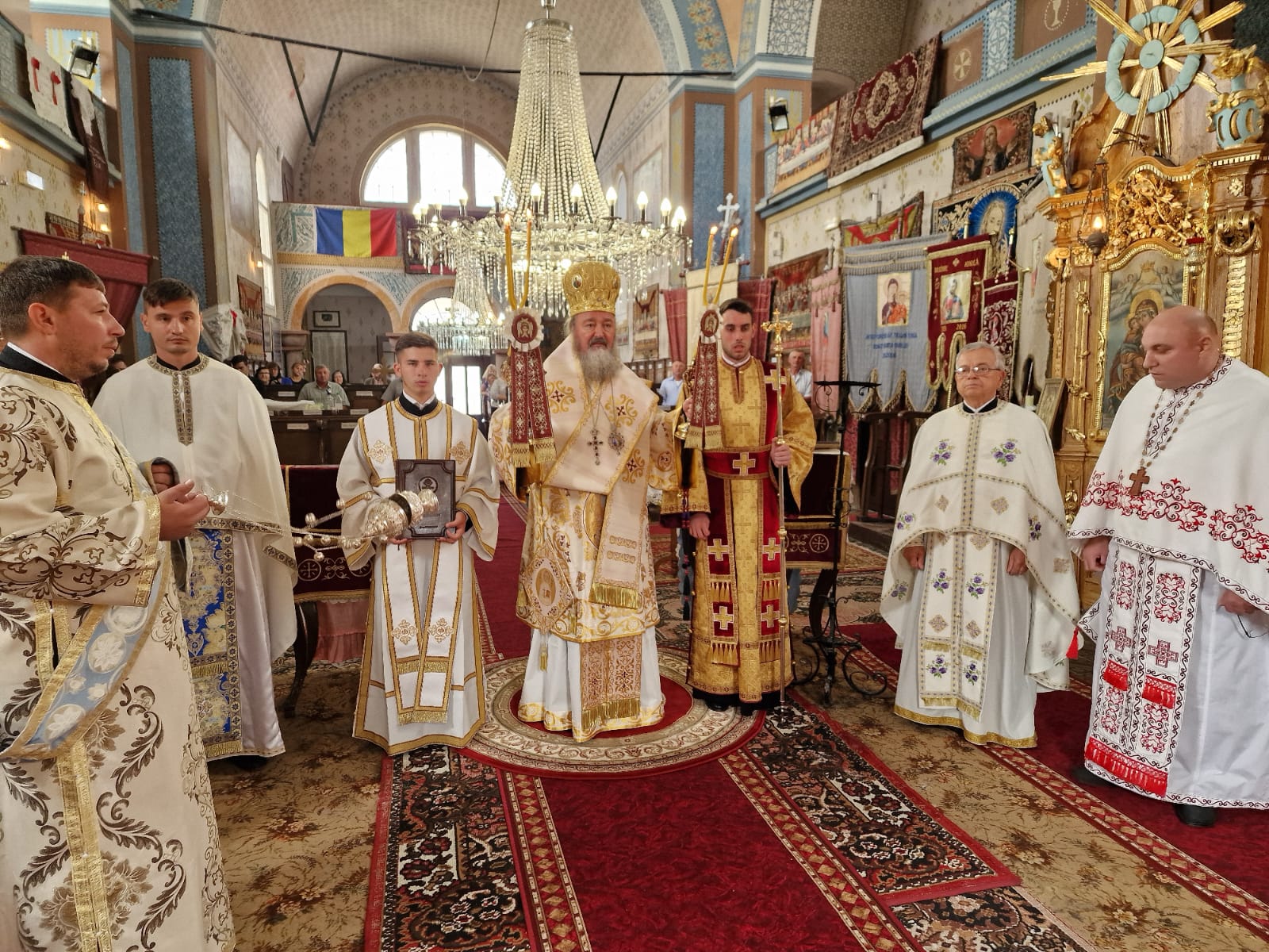 PS Părinte Ieronim la Sfânta Liturghie