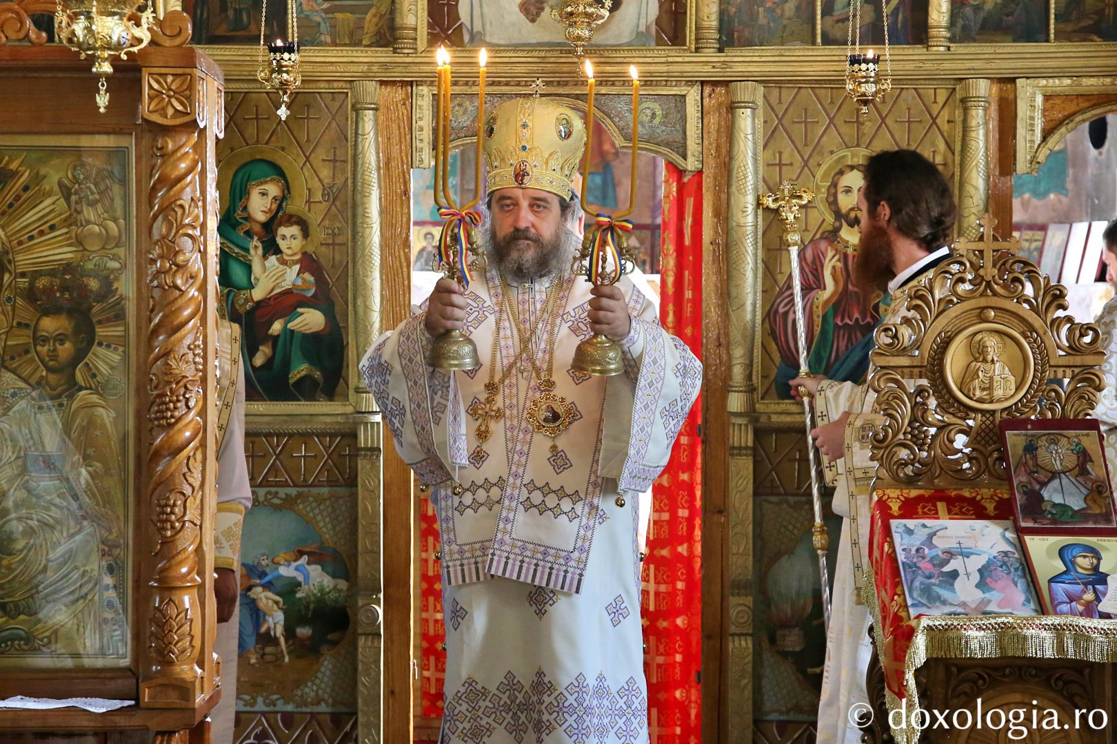 Preasfințitul Părinte Nichifor Botoșăneanul / Foto: Flavius Popa