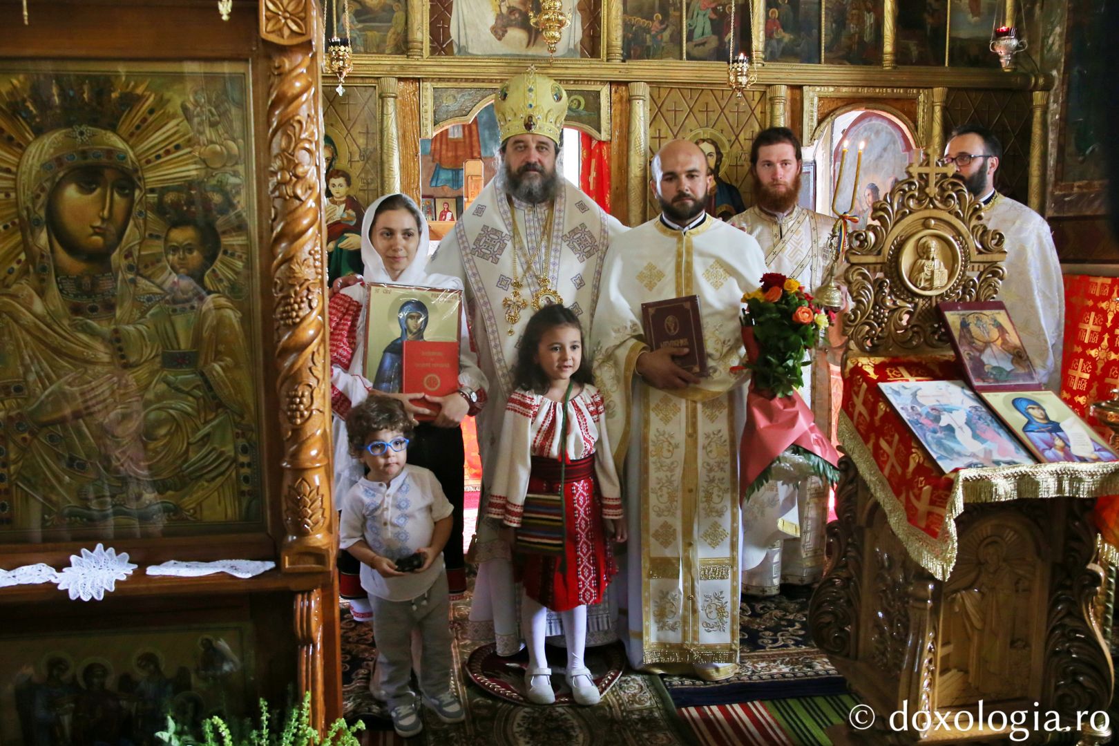 Moment din cadrul hirotoniei pr. Ionuț Ciobanu pe seama Parohiei Libertatea / Foto: Flavius Popa
