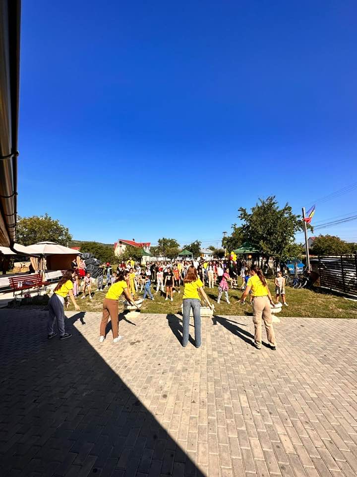 „Tabăra din pridvorul satului” în parohia Voinești II