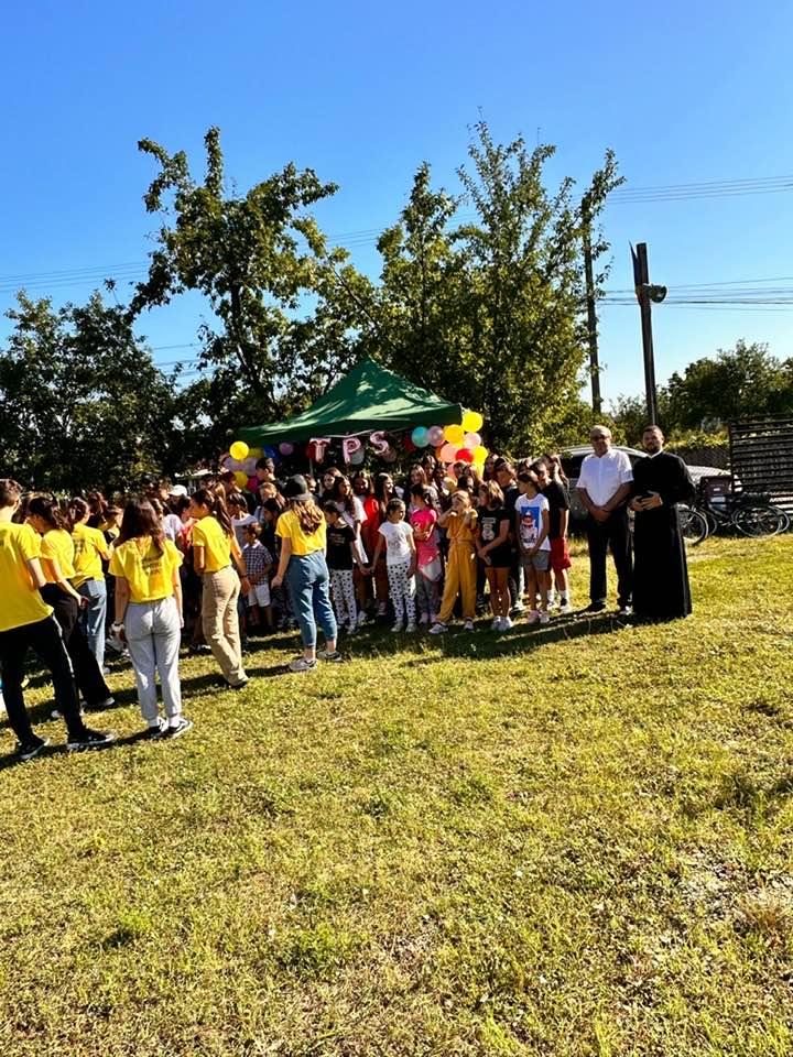 „Tabăra din pridvorul satului” în parohia Voinești II