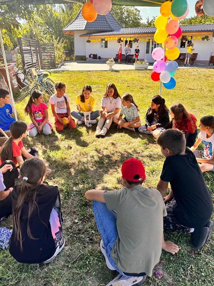 „Tabăra din pridvorul satului” în parohia Voinești II