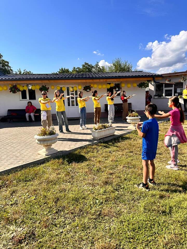 „Tabăra din pridvorul satului” în parohia Voinești II