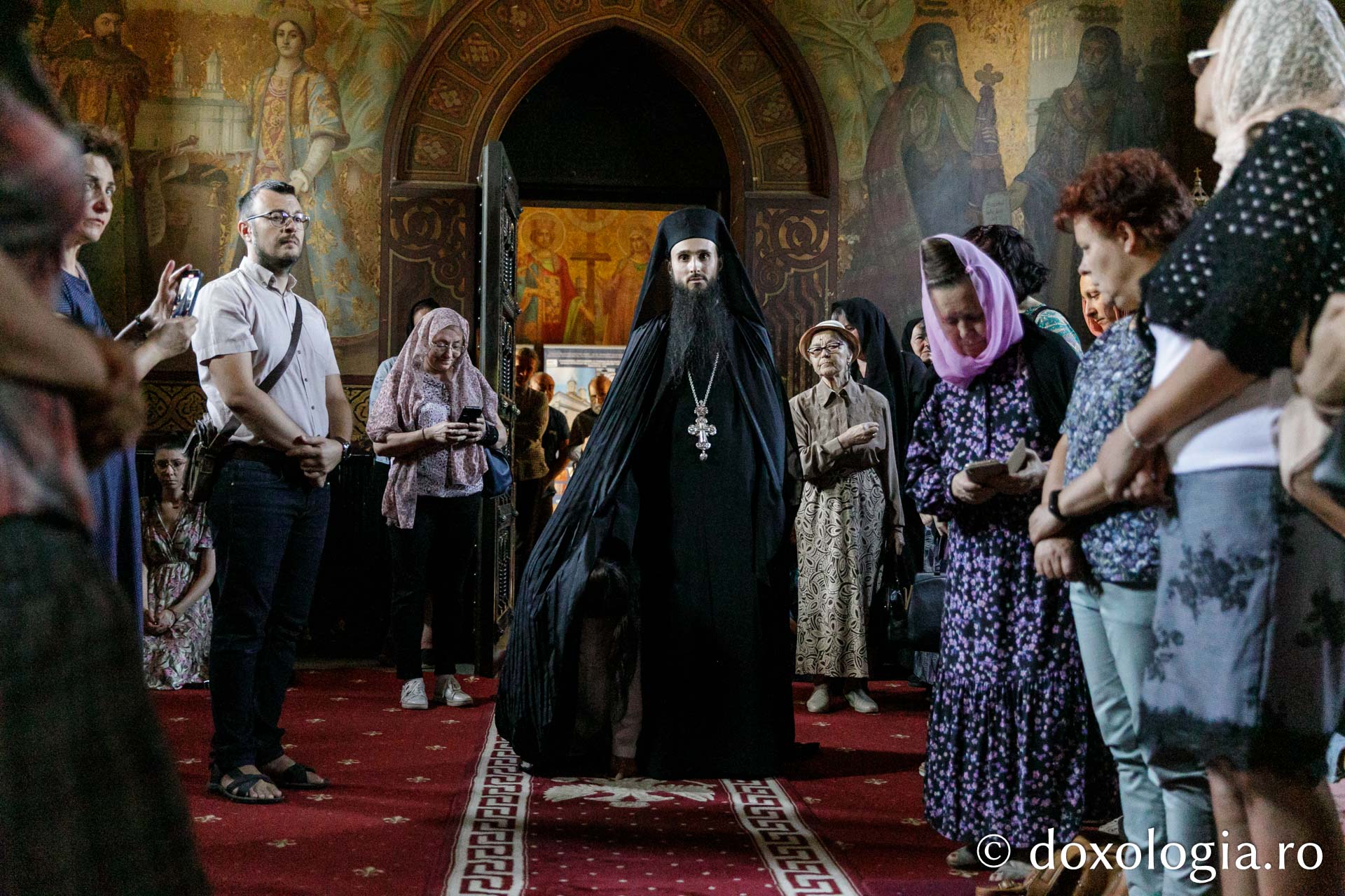 Tundere în monahism la Mănăstirea „Sfinții Trei Ierarhi” din Iași