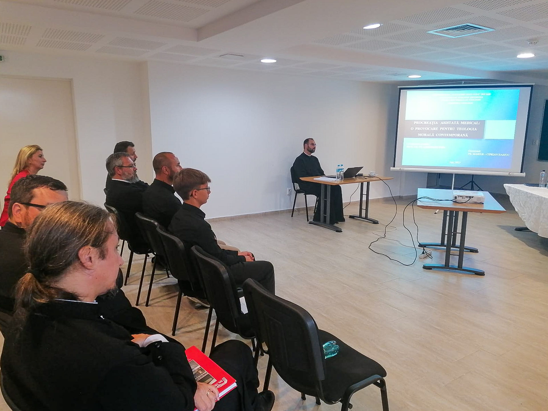 Prezentare publică a tezei de doctorat