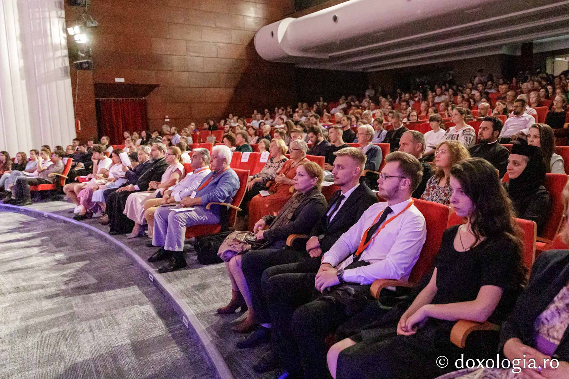 Spectatori la concert