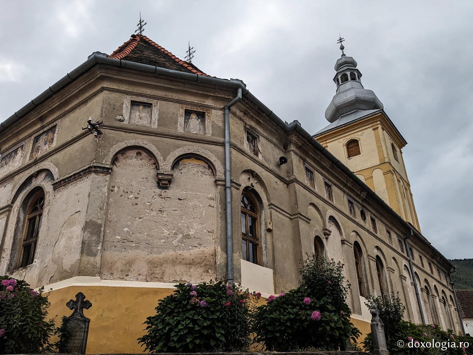 Biserica „Cuvioasa Parascheva” din Rășinari