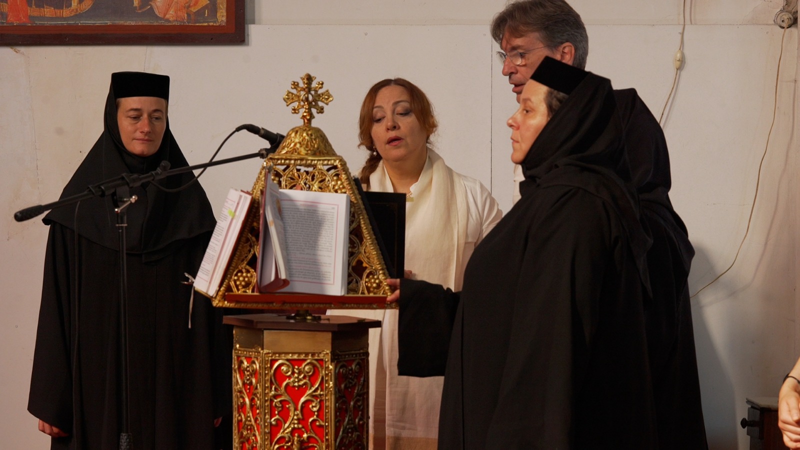 Sfânta Liturghie la Mănăstirea Godoncourt (Franța) Hram la Mănăstirea Godoncourt (Franța)