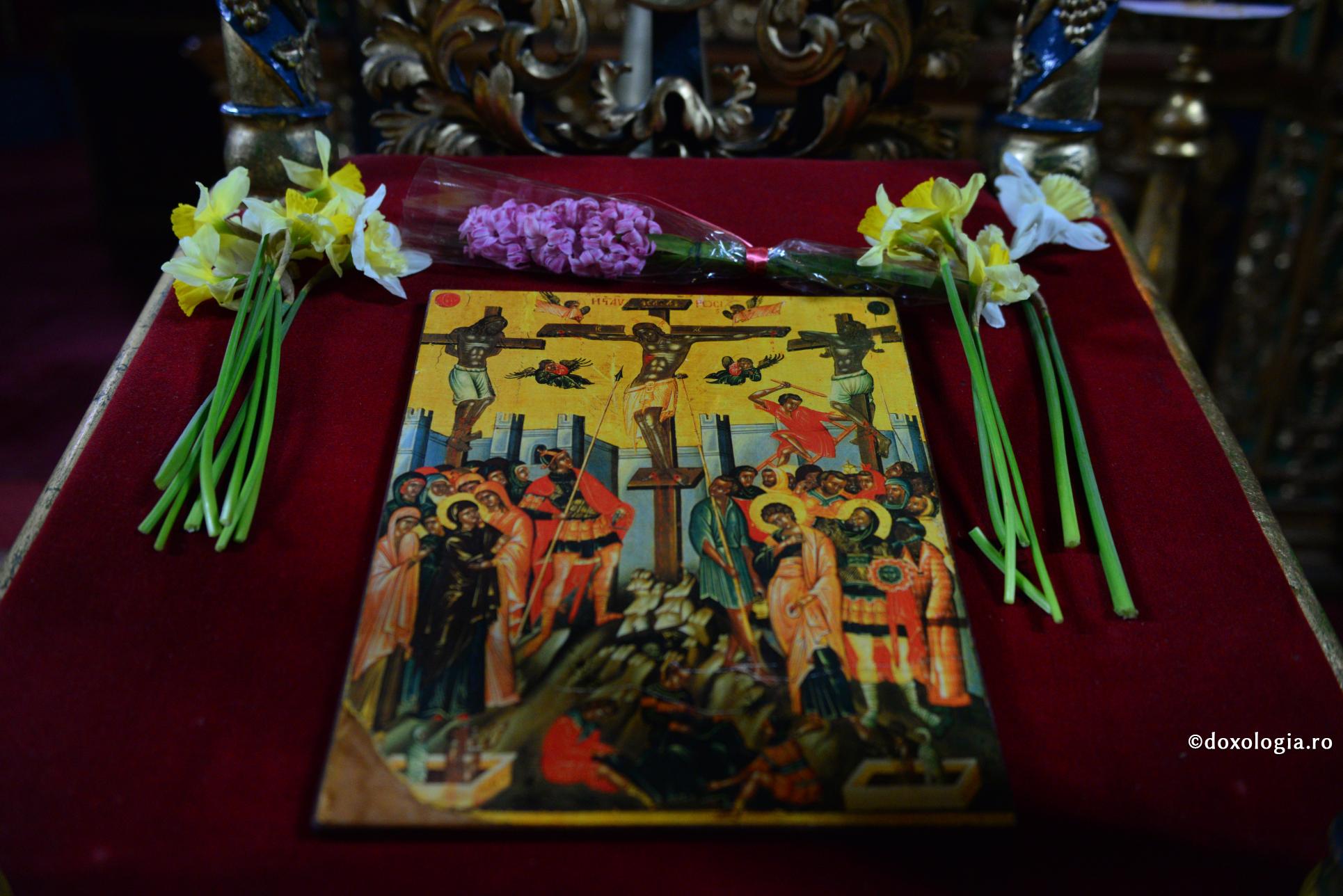 Icoana Răstignirii Domnului