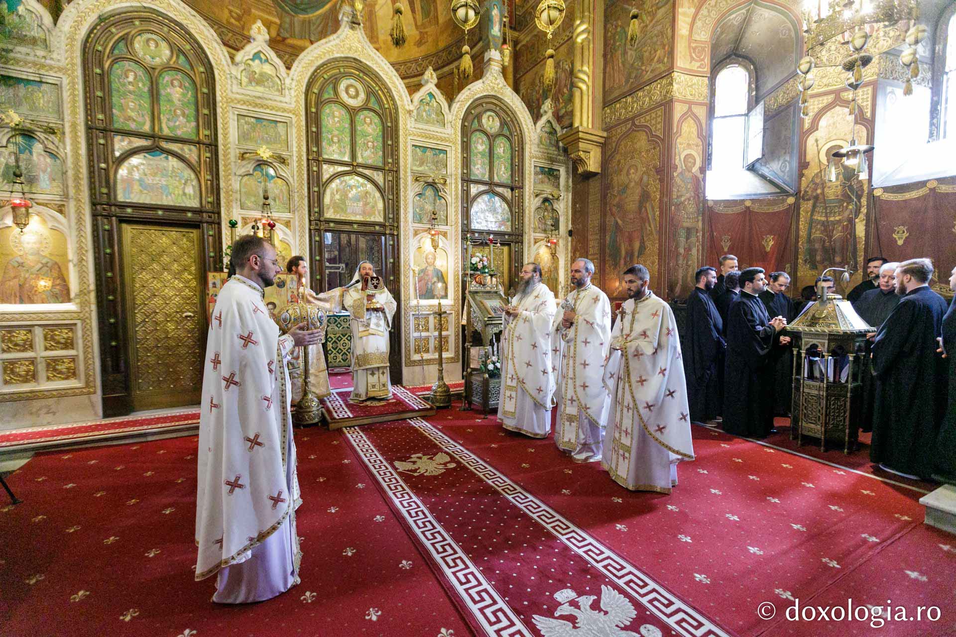 Ieșirea cu cinstitele Daruri