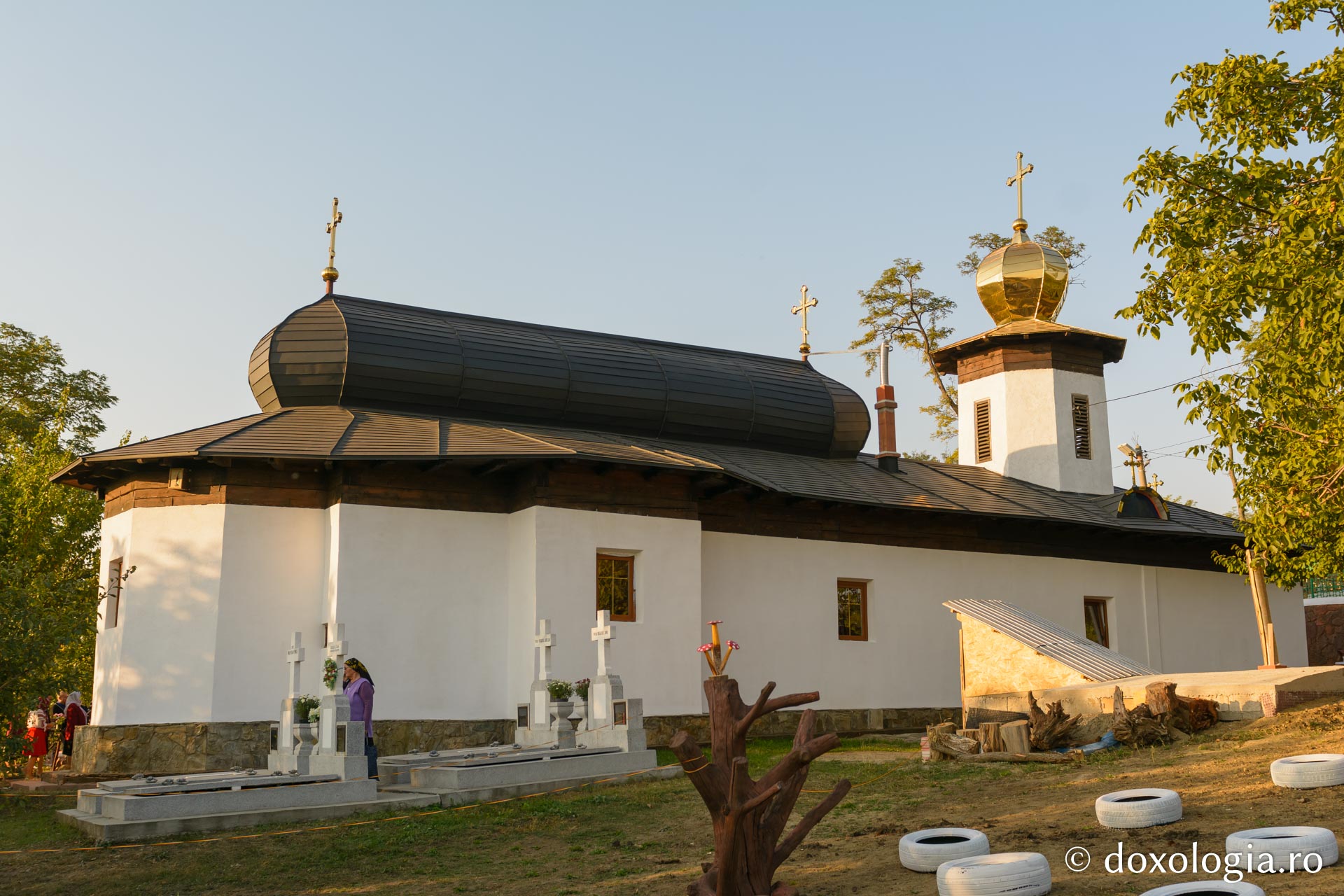 Biserica „Sfântul Mare Mucenic Dimitrie” a Parohiei Prigoreni