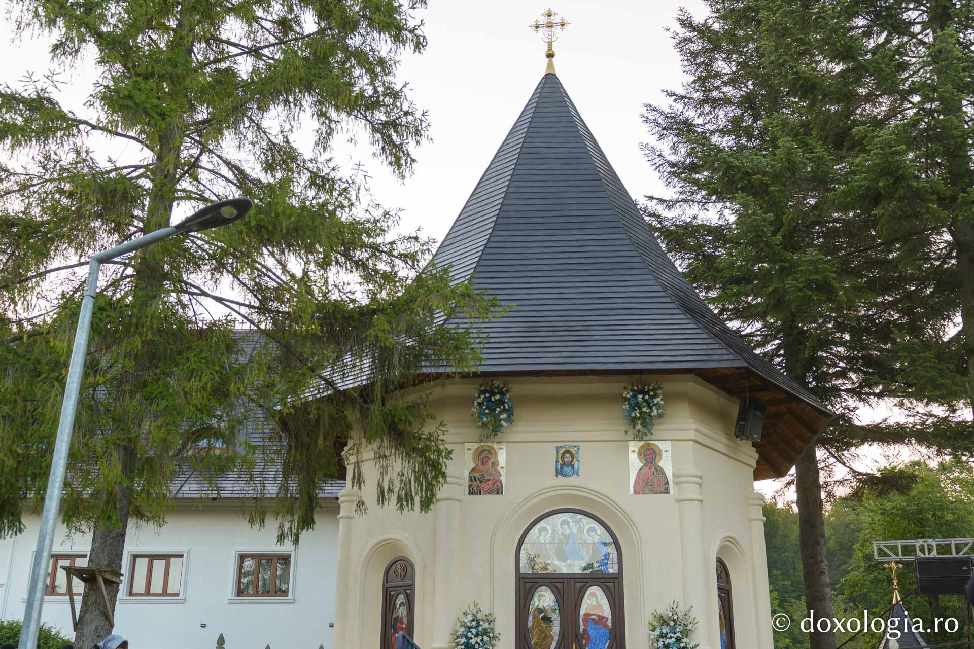 Paraclisul Mănăstirii Sihăstria Voronei