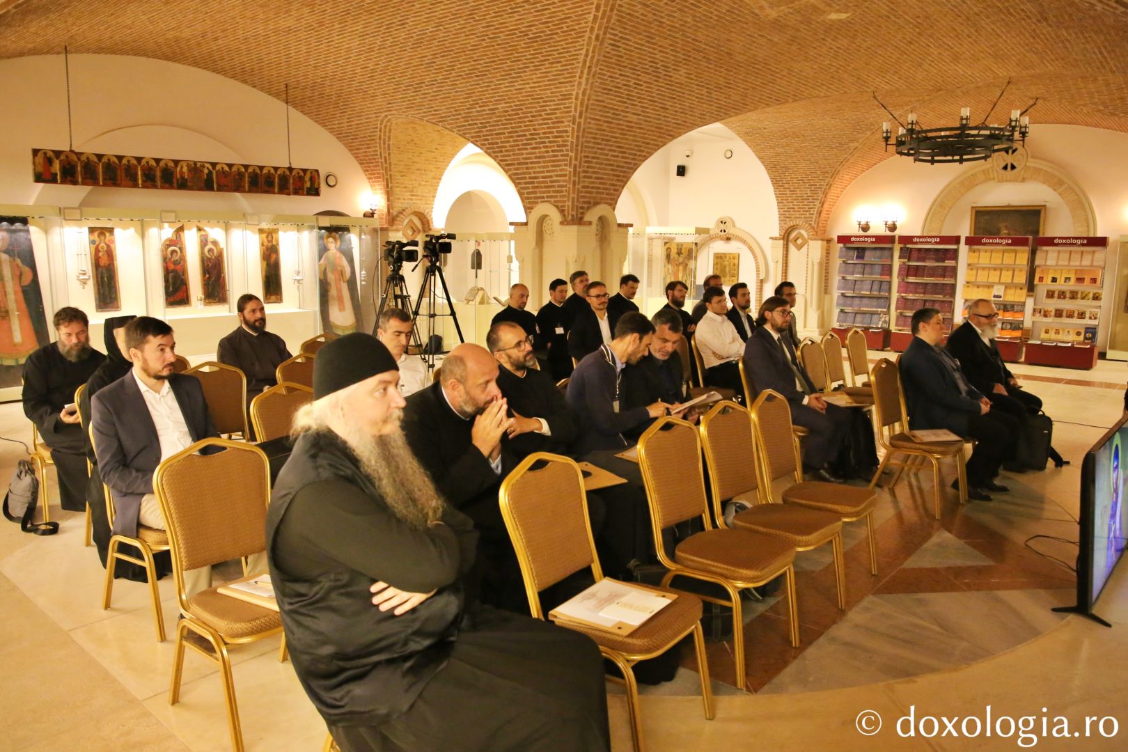 Au debutat lucrările Simpozionului „Tradiția patristică în actualitate”, ediția a II-a / Foto: Flavius Popa