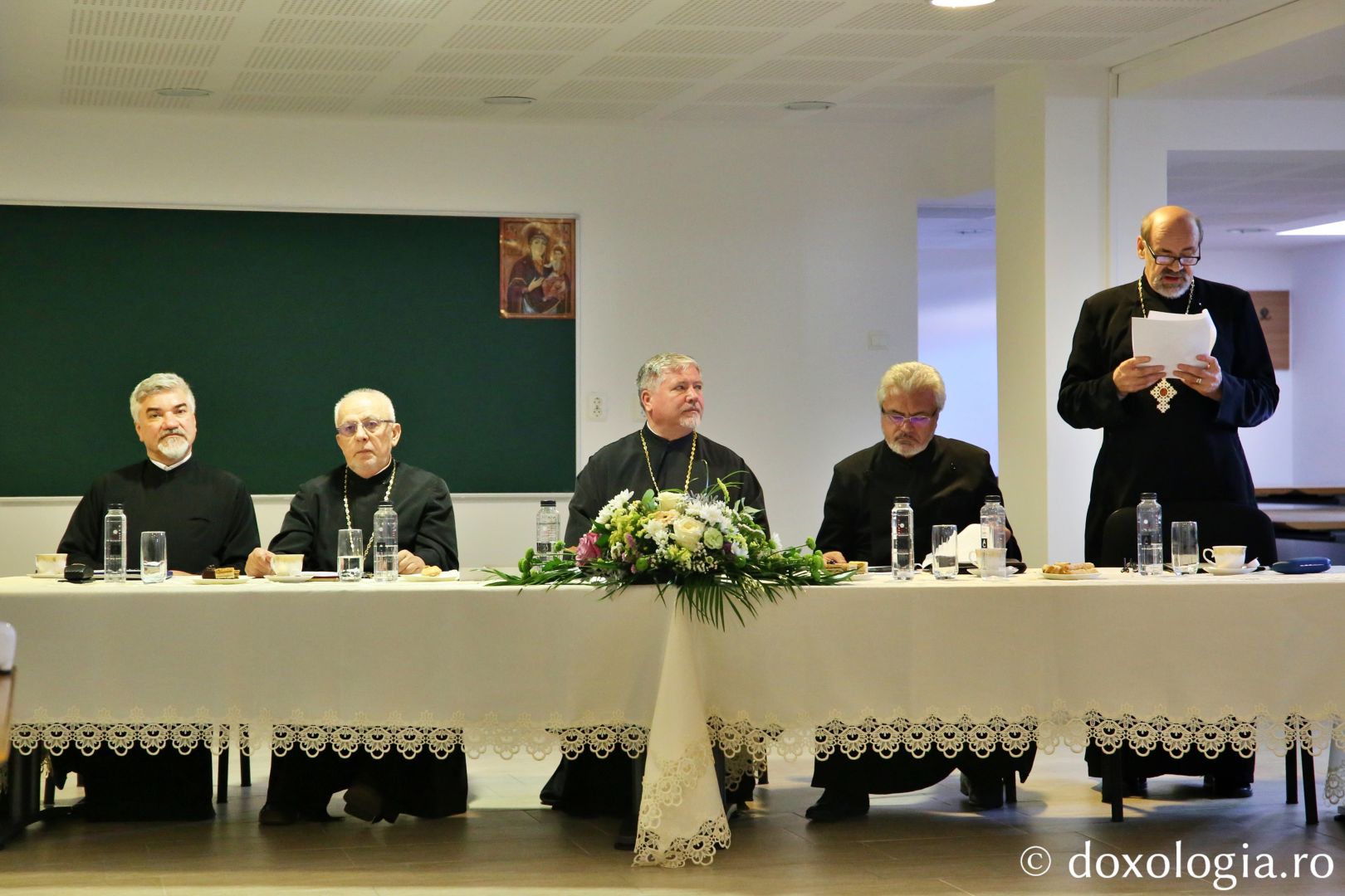 Coordonatorul lucrării de doctorat, pr. prof. univ. dr. Gheorghe Petraru / Foto: Flavius Popa