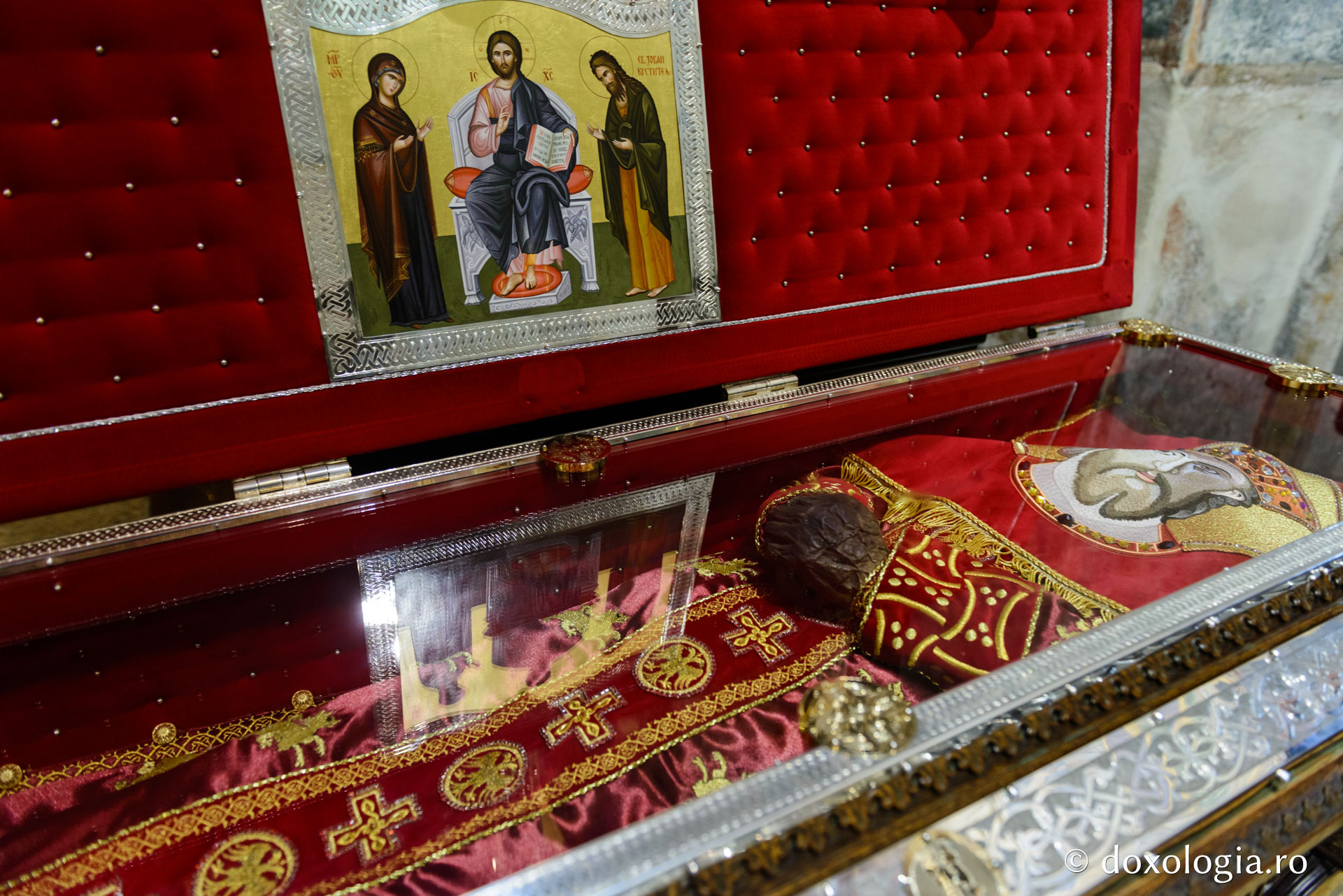 Moaștele Sfântului Mare Mucenic Lazăr, Cneazul Serbiei