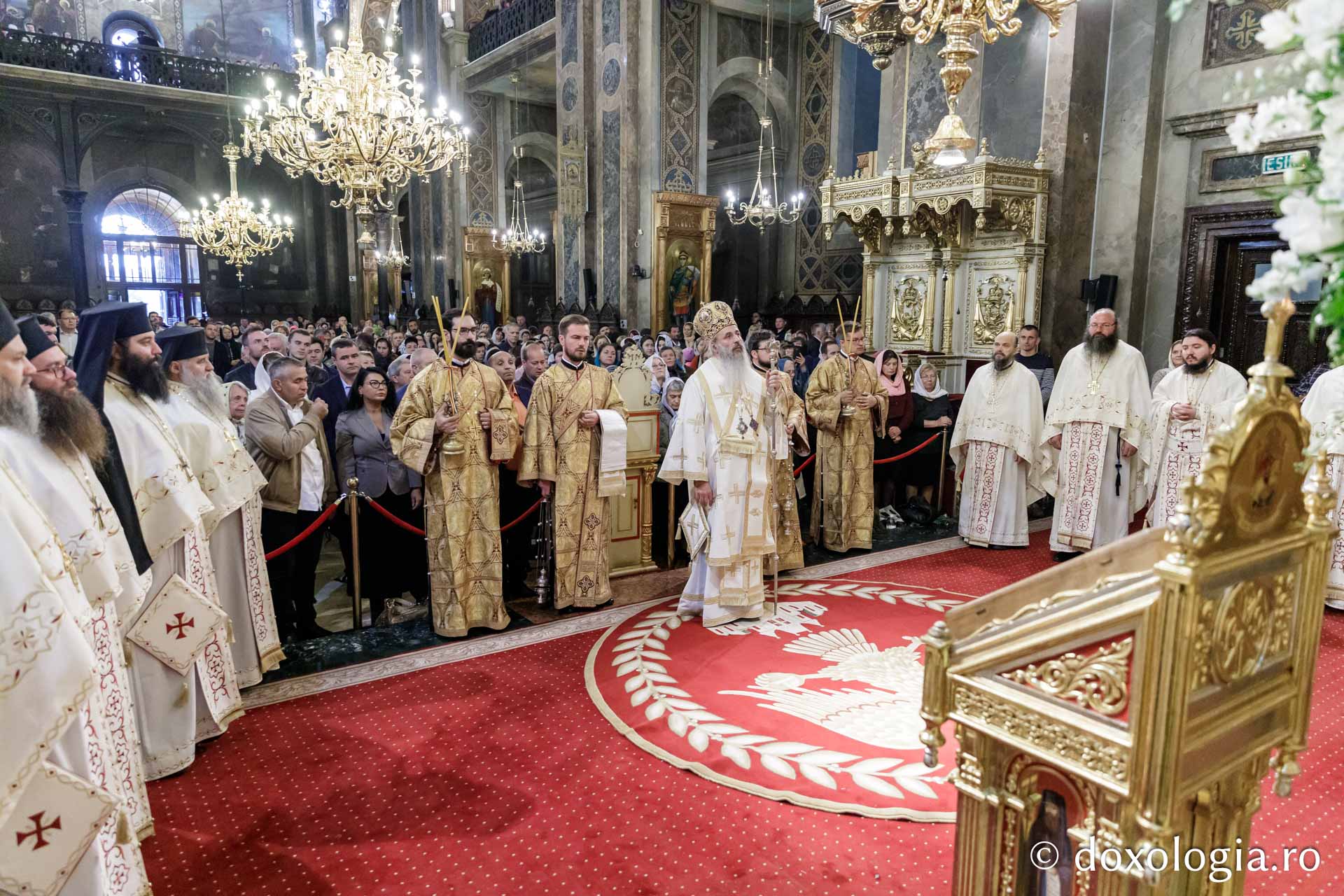 IPS Teofan, săvârșit Sfânta Liturghie la Catedrala Mitropolitană din Iași / Foto: Oana Nechifor IPS Teofan, săvârșit Sfânta Liturghie la Catedrala Mitropolitană din Iași / Foto: Oana Nechifor