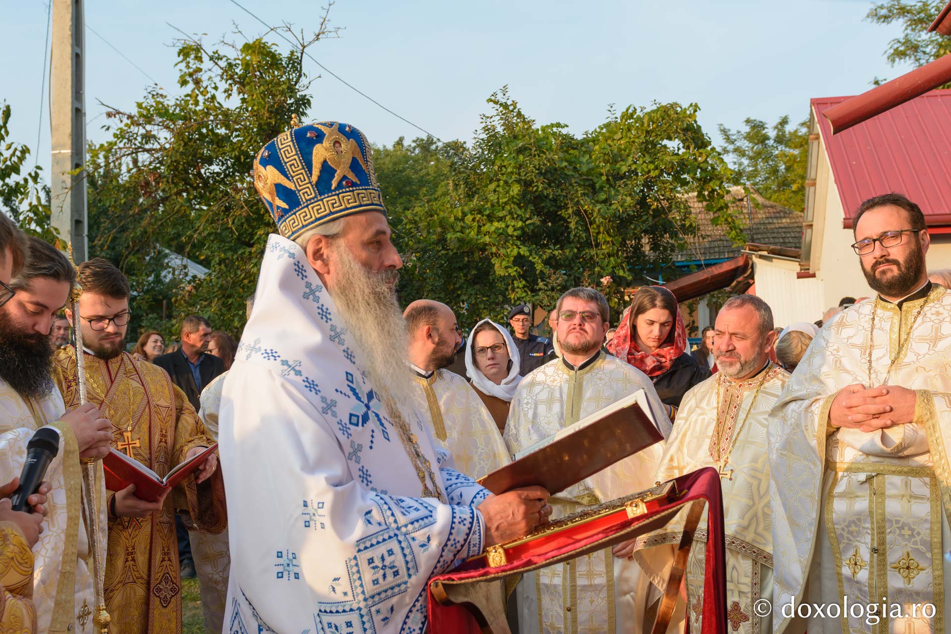 IPS Teofan la slujba de sfințire