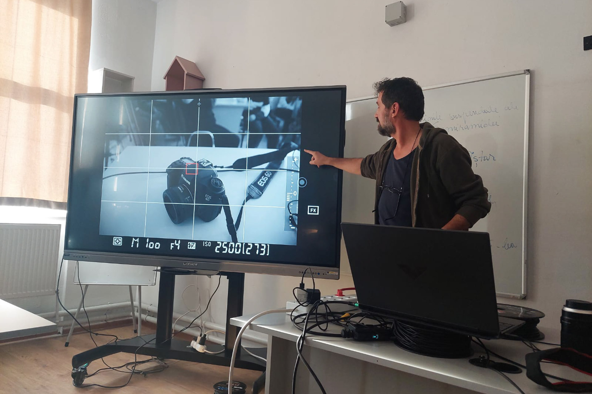 Curs de artă fotografică la Schitu Duca