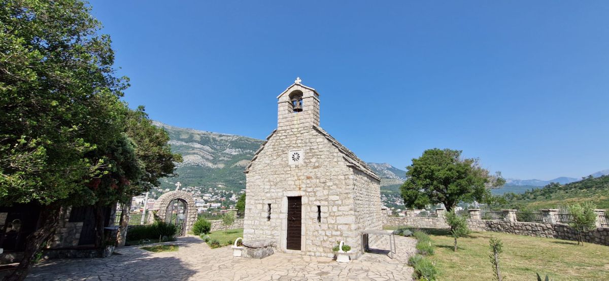 Cinstirea Sfintei Cuvioase Parascheva la ortodocșii sârbi