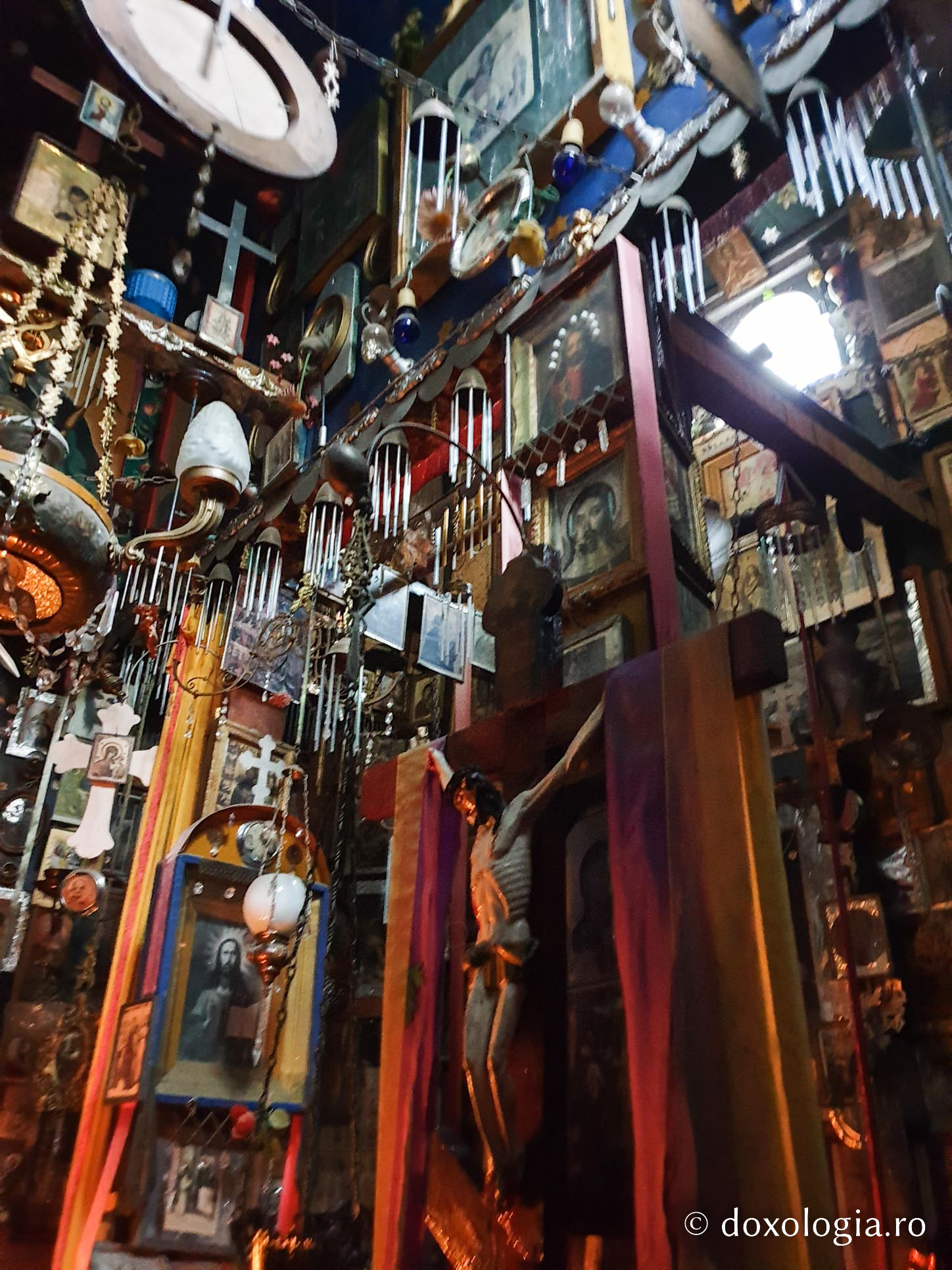 Biserica Sfântului Gavriil Georgianul – Tbilisi, Georgia / Foto: Magda Buftea Biserica Sfântului Gavriil Georgianul – Tbilisi, Georgia