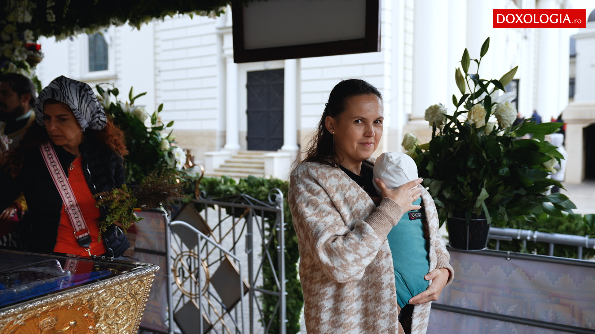 (Video) Emoții ce nu pot fi descrise în cuvinte la racla Sfintei Parascheva