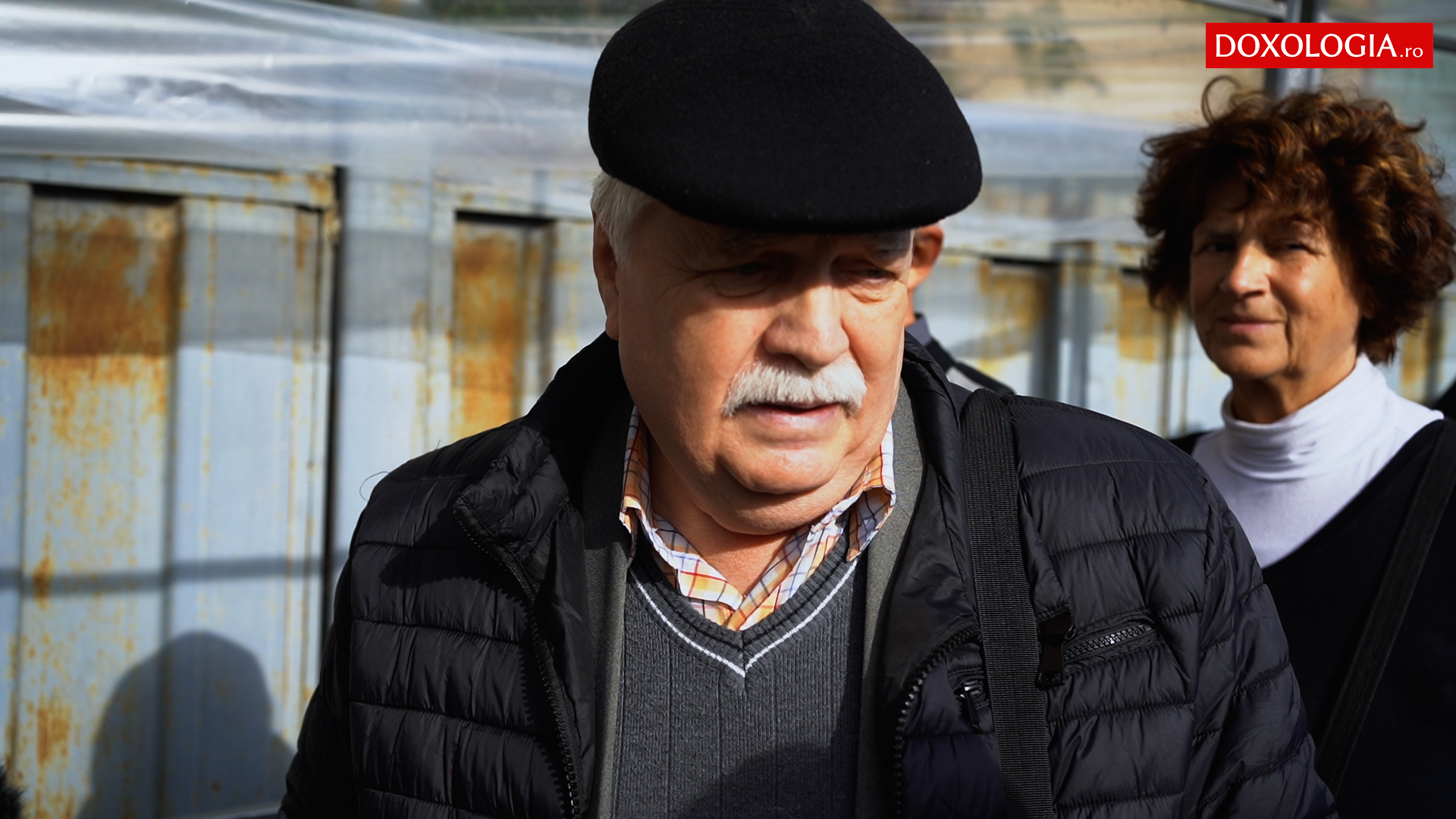 (Video) „Da, eu sunt pupător de moaște!”