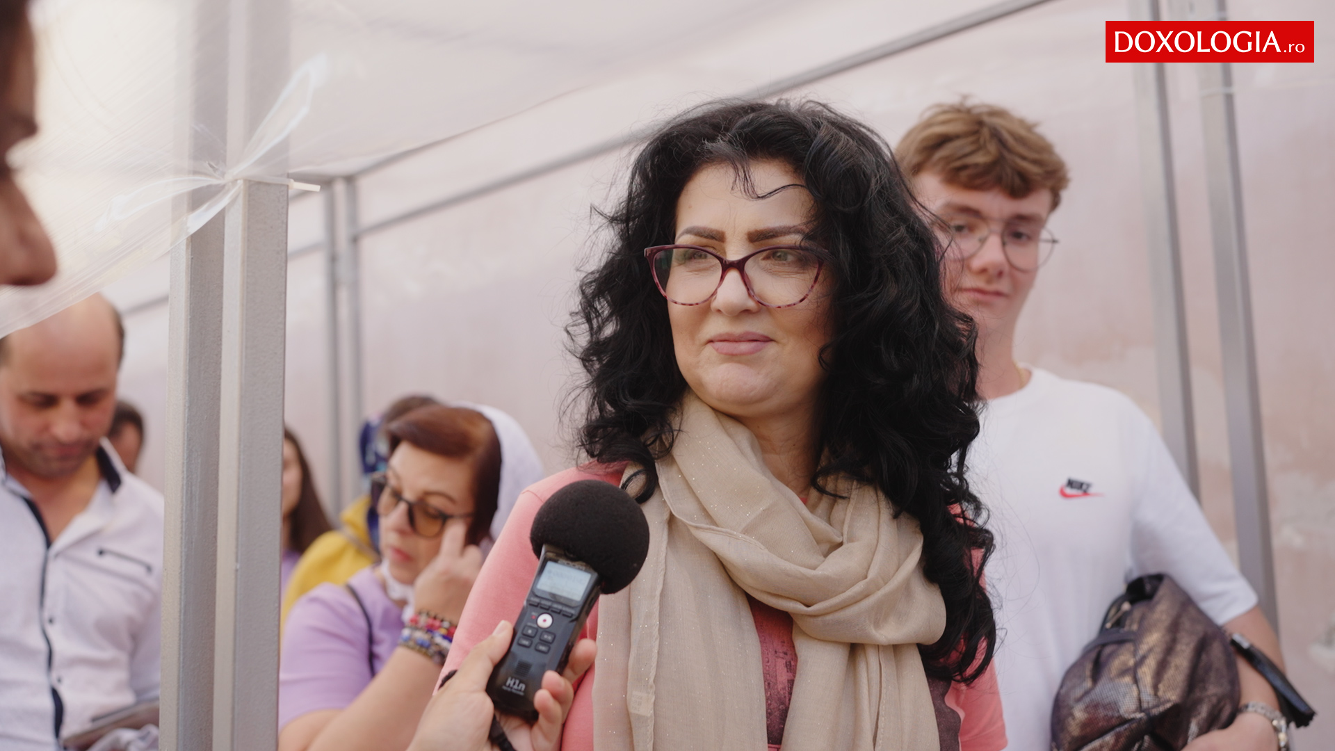 (Video) Ca și leproșii vindecați de Mântuitorul – ne întoarcem sau nu să mulțumim Sfintei Parascheva?