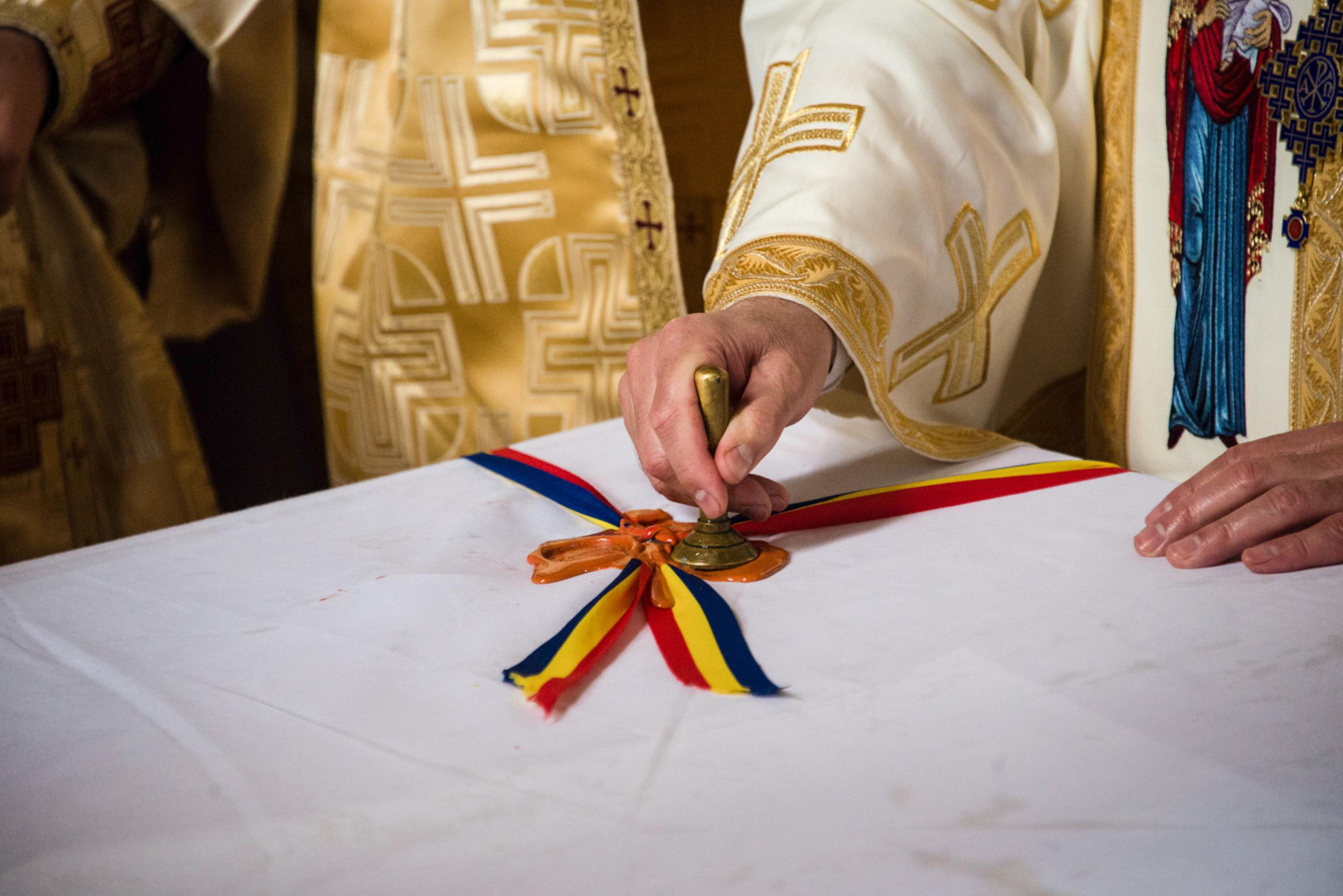 Târnosirea Sfintei Mese