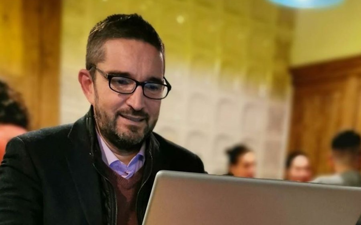 Lect. univ. dr. Horea Mihai Bădău